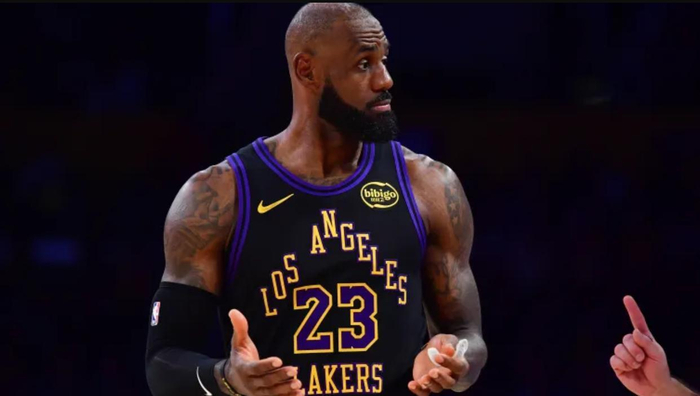 意昂体育平台官网-退役信号？NBA为詹姆斯设计专属球衣补丁，NBA独一份，引发猜测|洛杉矶湖人队|萨克拉门托国王队|迈阿密|赛季|比赛_新浪体育_新浪新闻
